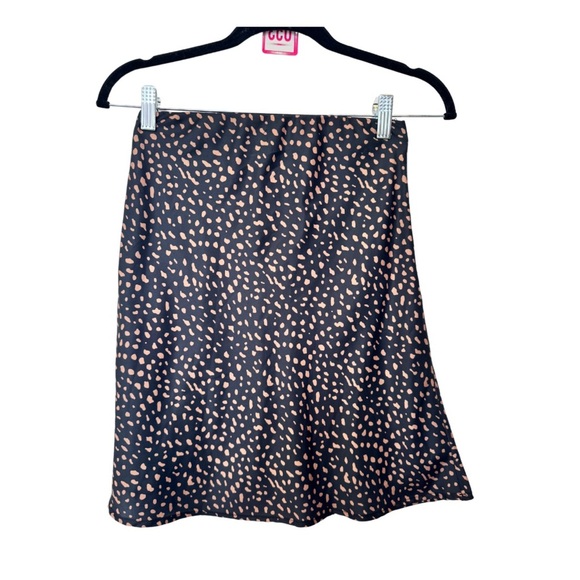 💎 Urban Outfitters Mini Skirt - Picture 1 of 10